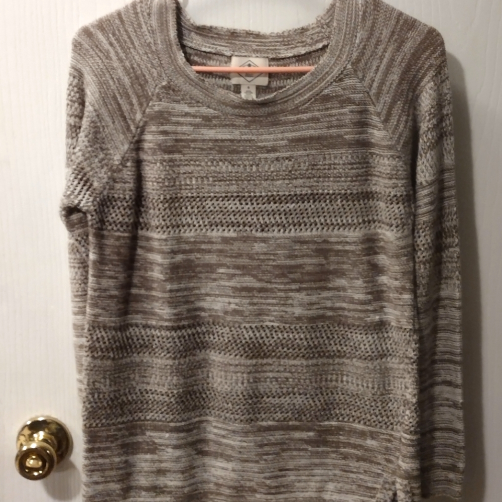 ***4 for $15***Cute St John's Bay sweater